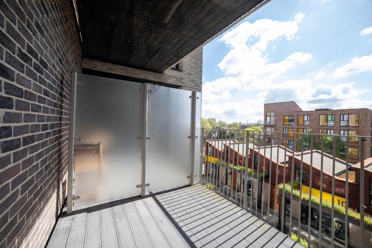 La Creme 1 Bed Apartment - Canning Town London Exterior photo